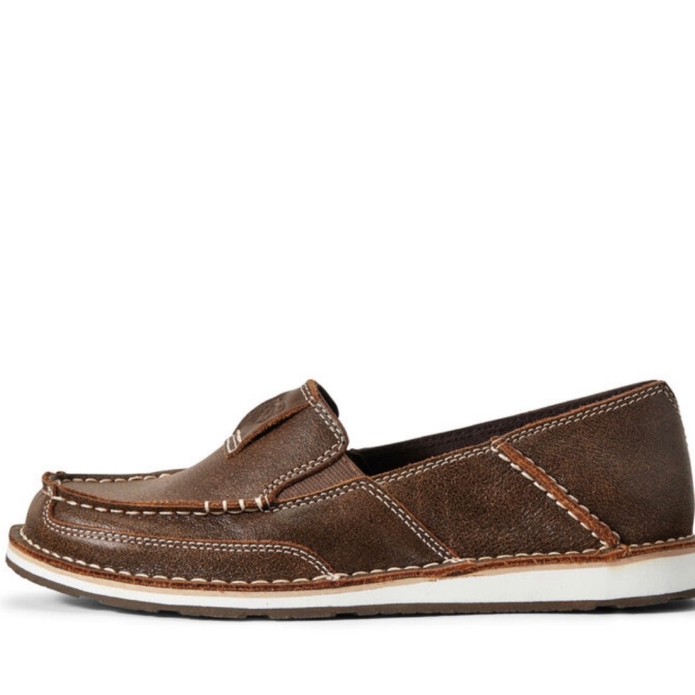 ARIAT Women’s Cruiser Vintage Bomber Size 6 NEW (no box)